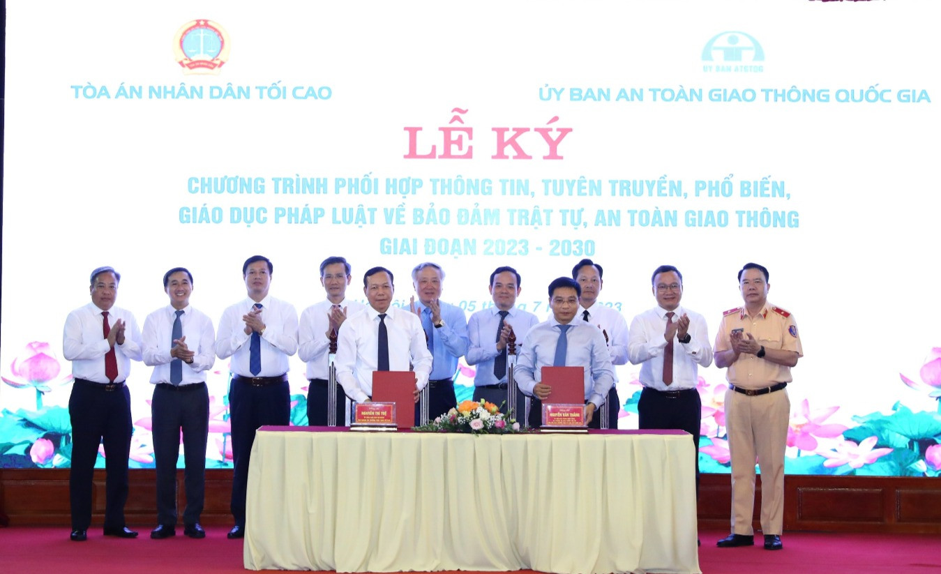  Phó Thủ tướng Trần Lưu Quang: Thực hiện đồng bộ giải pháp để TNGT giảm bền vững