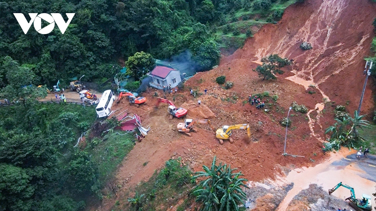  Lâm Đồng chỉ đạo rà soát, sơ tán người dân ở khu vực chân núi nguy hiểm