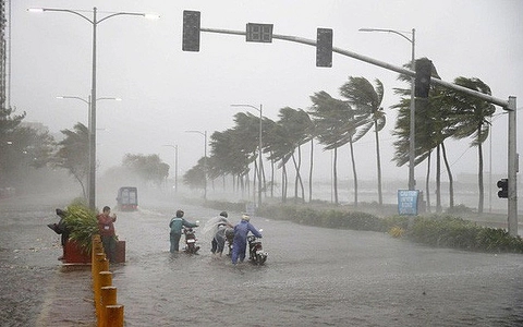  Bão Trà Mi đang di chuyển vào biển đông: Cảnh báo rủi ro cấp 3