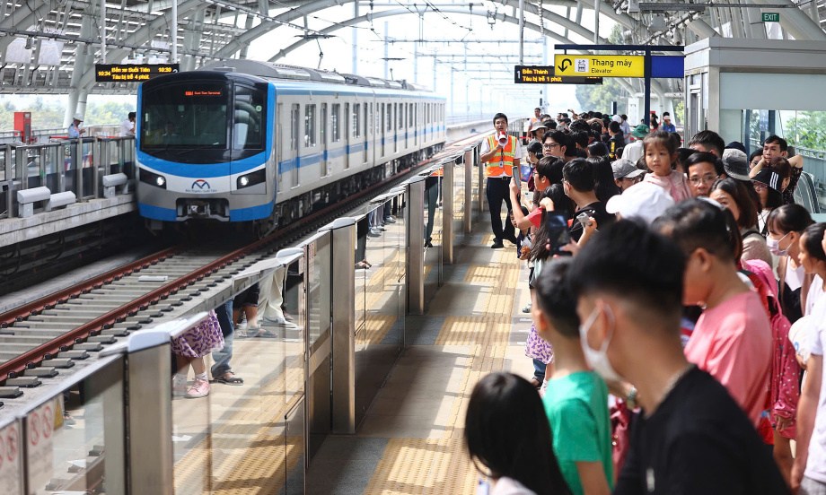 Tuyến metro là không gian của những trải nghiệm thú vị.