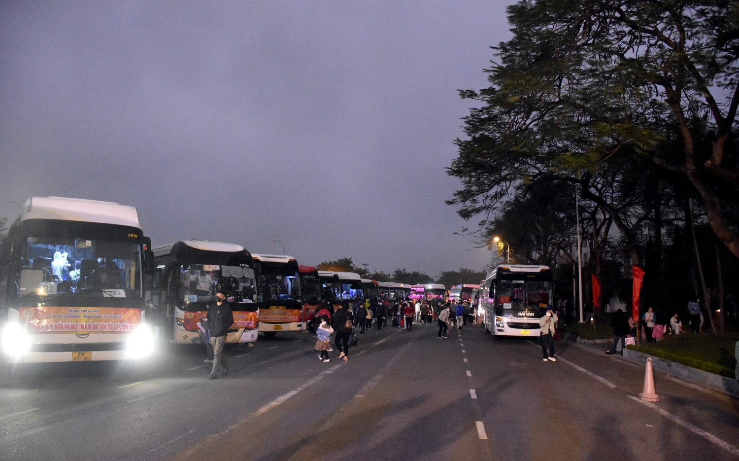 Tinh thần sẻ chia lan tỏa khắp cả nước.