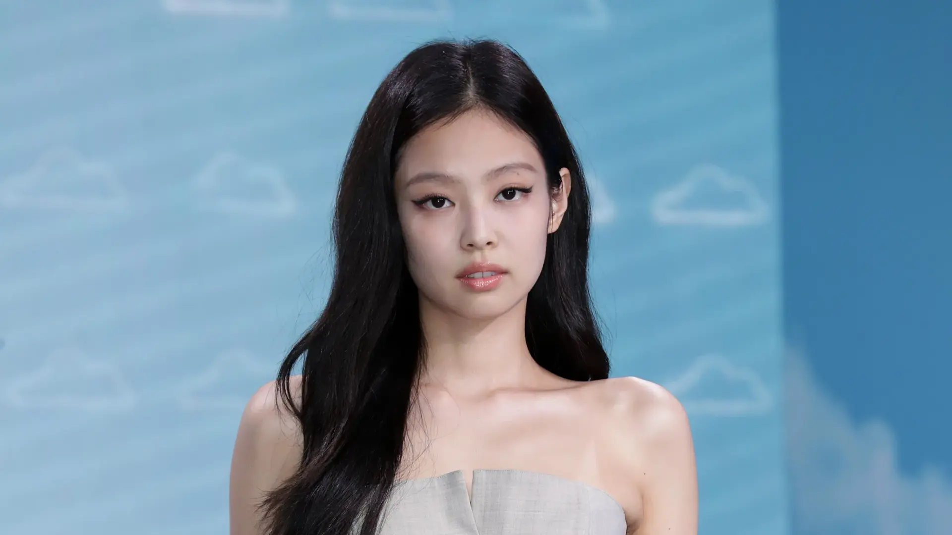 Cách này hiện cũng được Jennie (Blackpink) ưa chuộng.