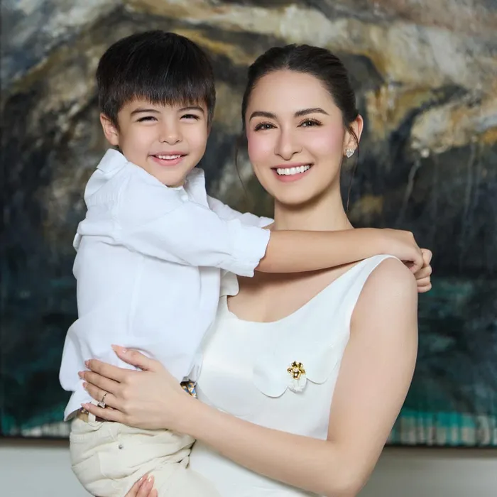 Lựa chọn này không chỉ khẳng định gu thời trang đẳng cấp của Marian Rivera, mà còn giúp thời trang Việt Nam tiến xa hơn trên bản đồ quốc tế.