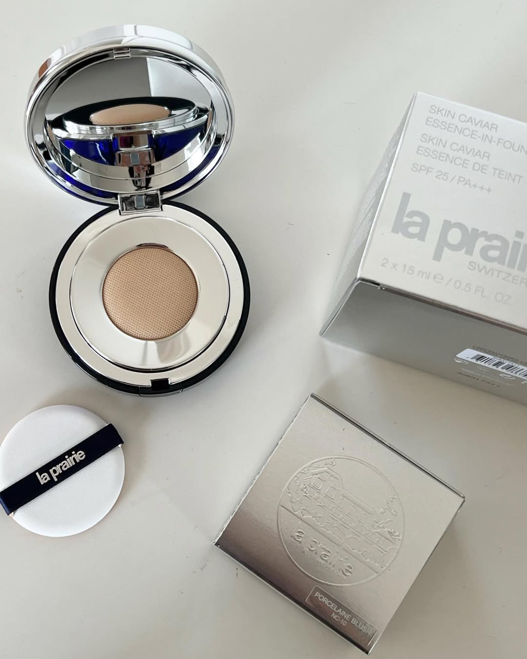  Khám phá chiếc cushion giá gần 7 triệu đồng của La Prairie với thiết kế sang trọng và công nghệ độc quyền