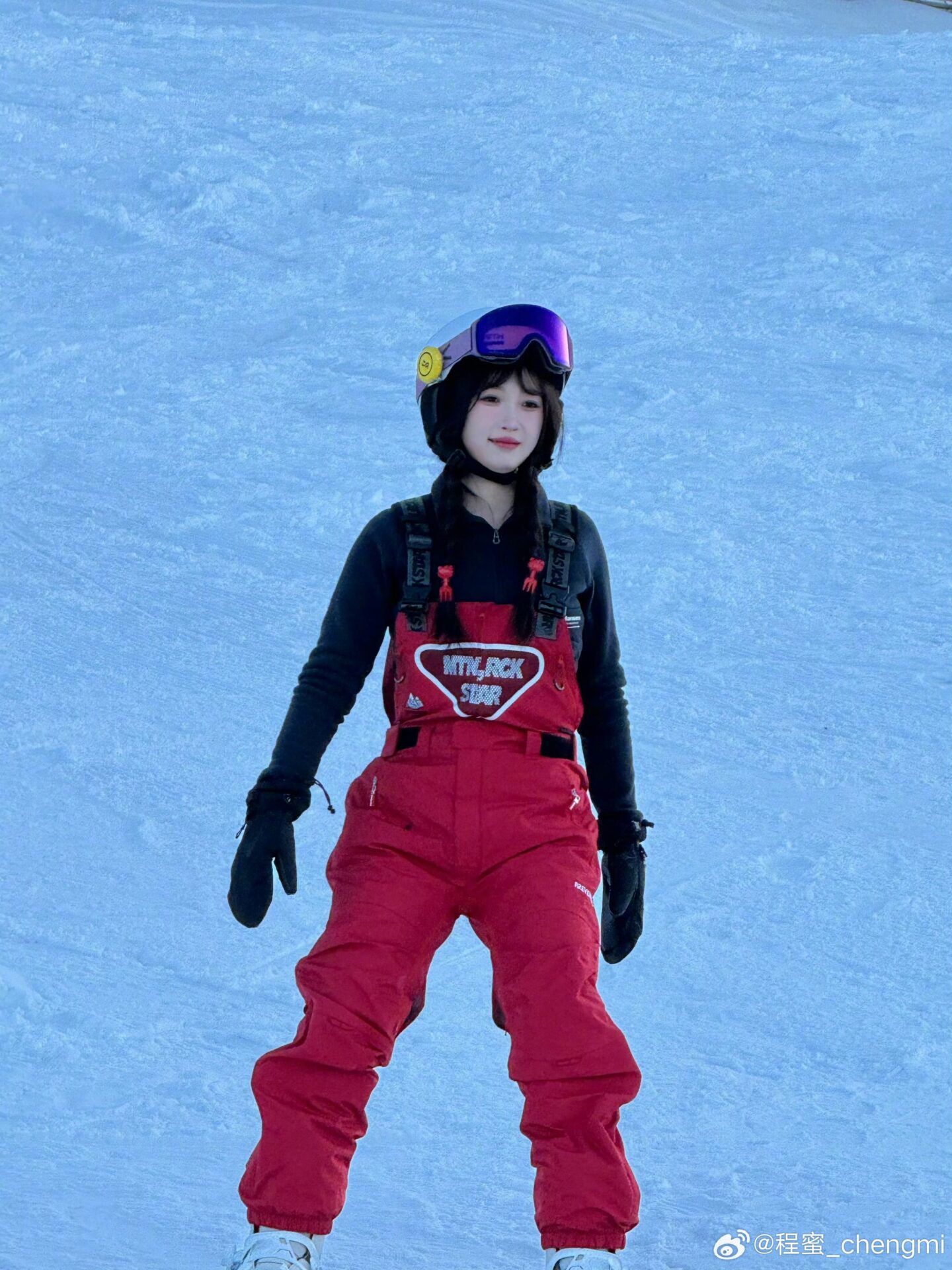 Ngu Thư Hân liên tục biến hóa hình ảnh của Vệ Chi, khiến khán giả không khỏi xuýt xoa.