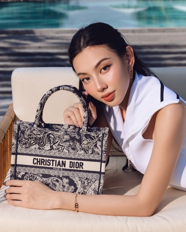 Dior có tiếp tục hợp tác với Thùy Tiên hay không còn phụ thuộc vào cách cô xử lý khủng hoảng. 