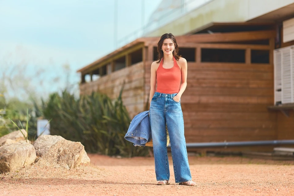  thời trang không còn là việc “mặc nhiều”, mà là “chọn đúng”.