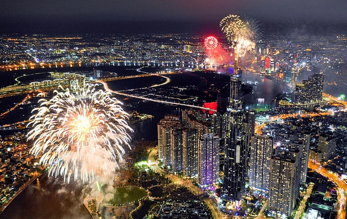 Bắn pháo hoa đặc biệt đêm 30/4