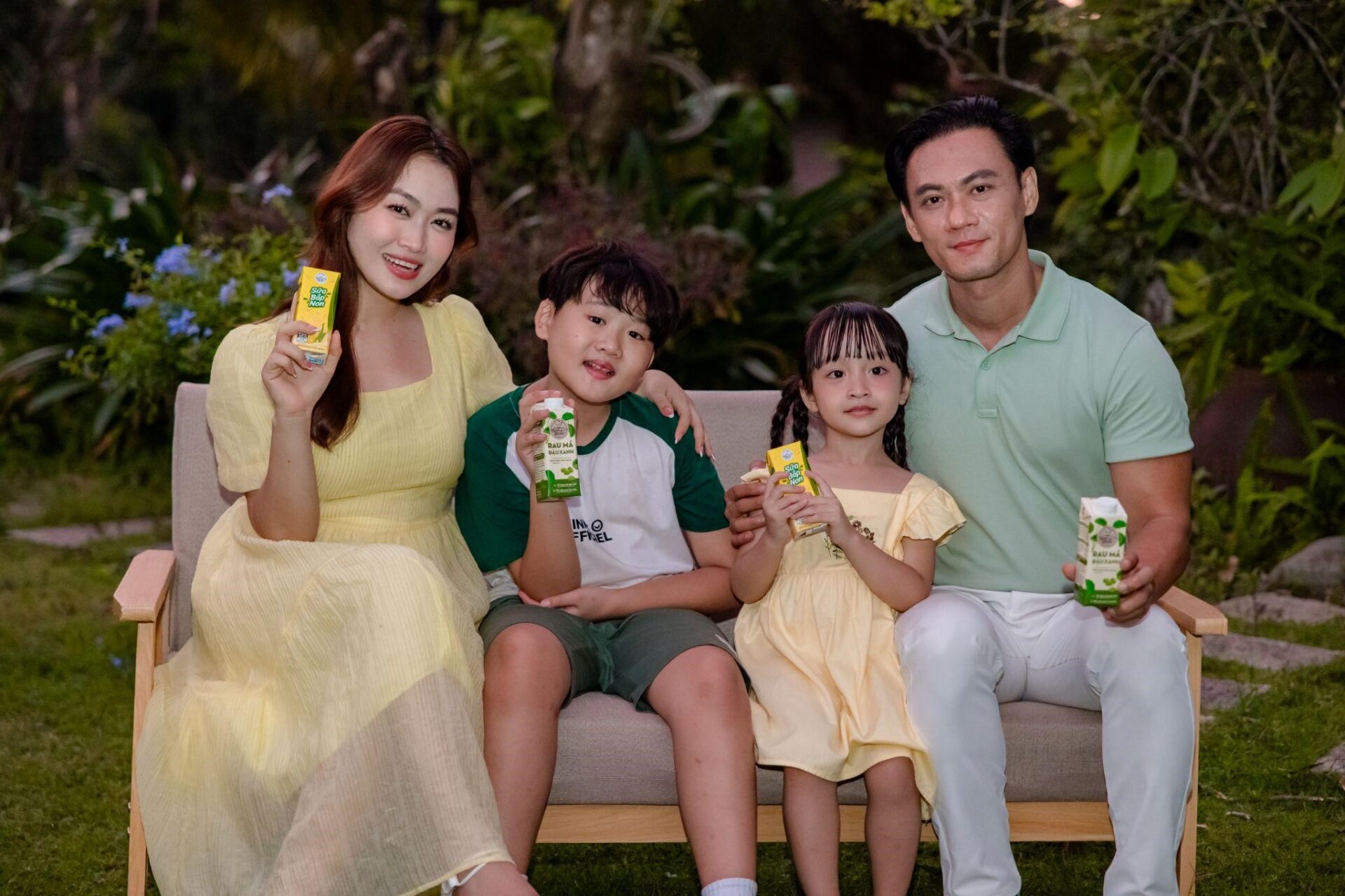 Sản phẩm của Ngon&Lành không chỉ là một thức uống đơn thuần, mà còn là lời kể lại dịu dàng về nông nghiệp Việt 