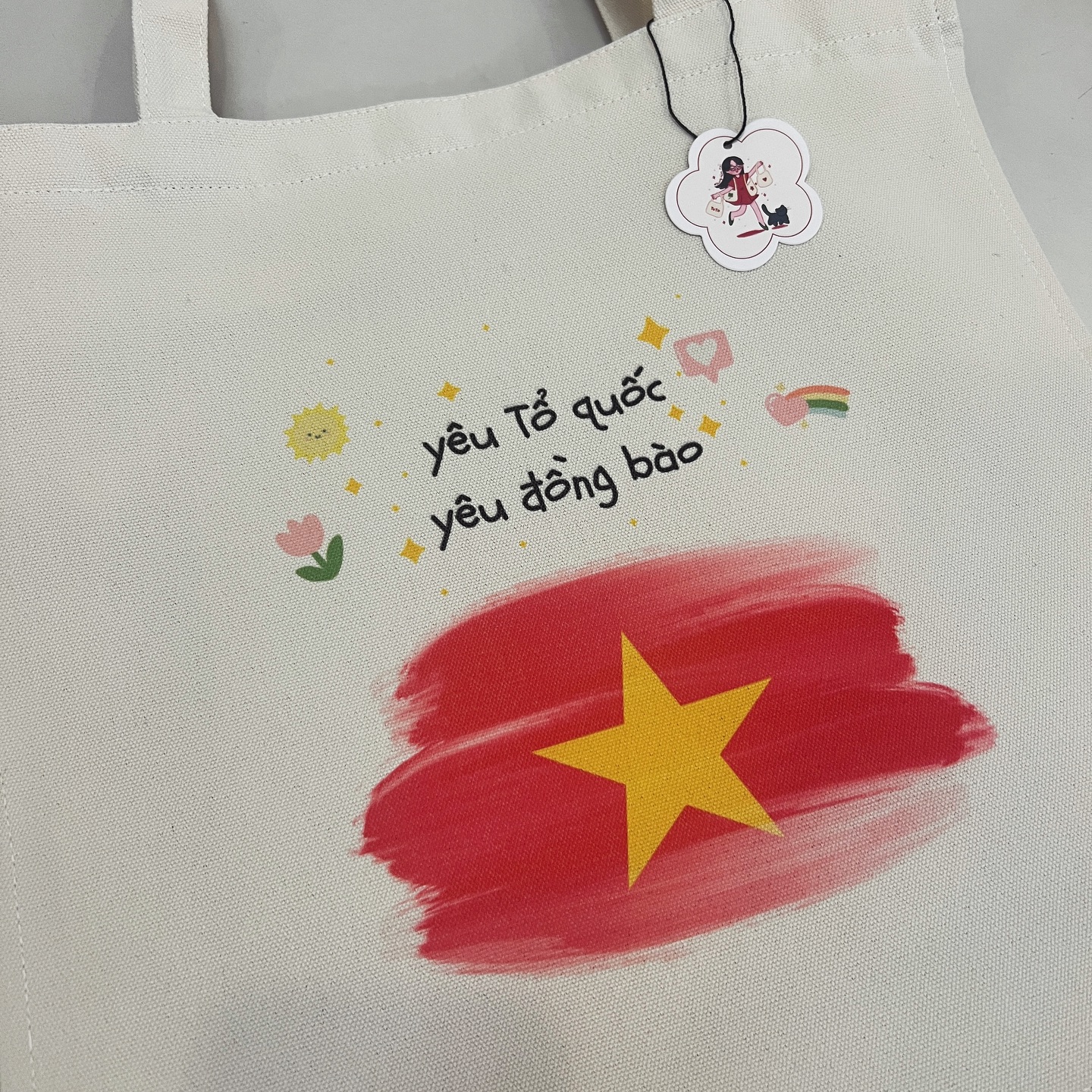  khéo léo in lên những sản phẩm tiêu dùng, mang lại cảm giác gần gũi và thân thuộc.