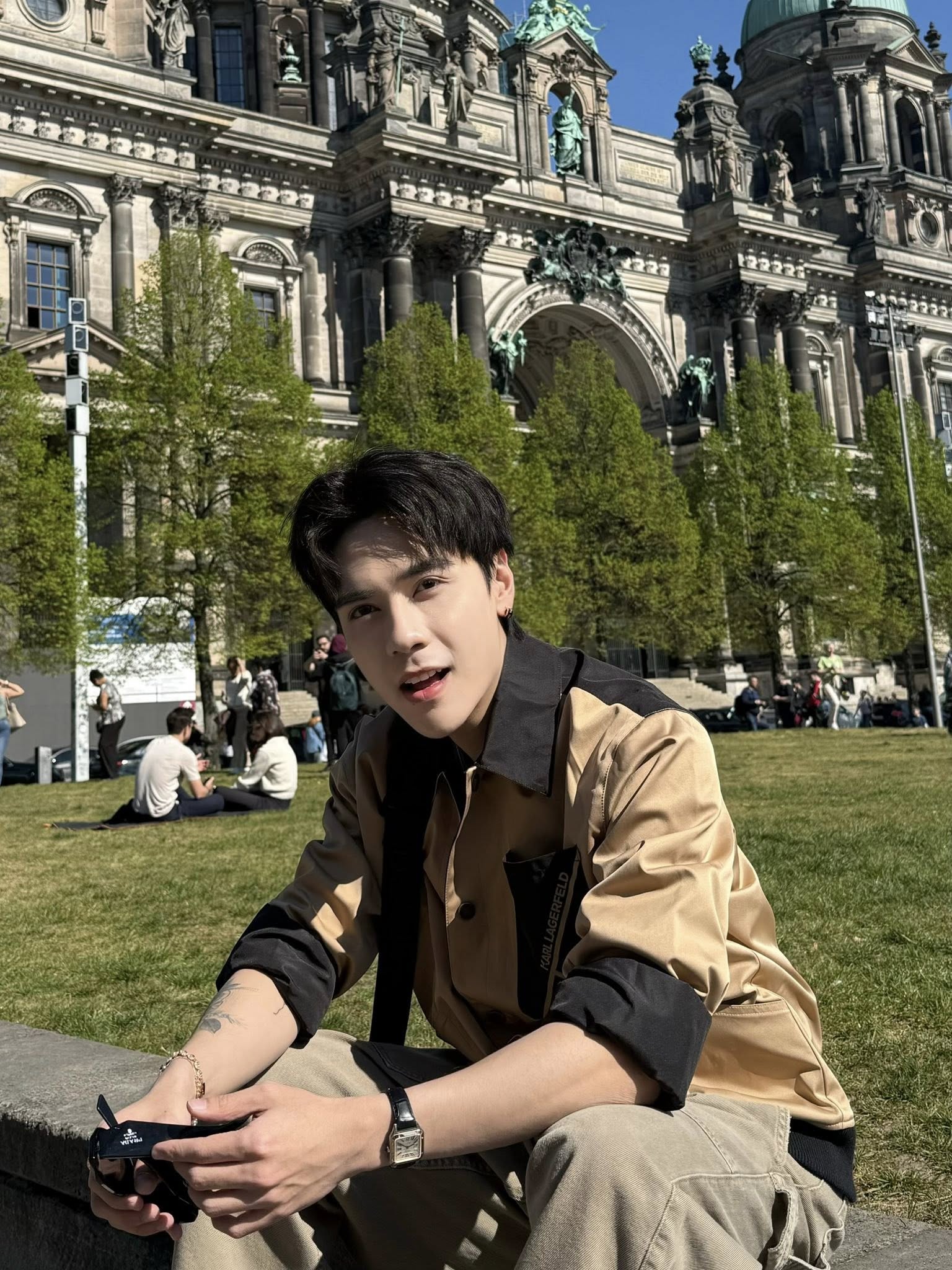 Giải mã một Quang Hùng MasterD khác ít "tổng tài", nhiều đời thường.