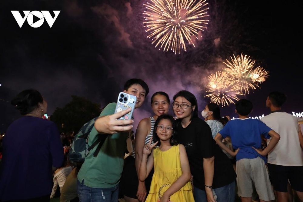 Pháo hoa tối ngày 26/4 sẽ bắt đầu lúc 21h30