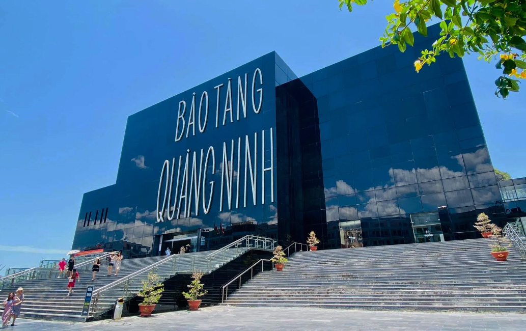 Kiến trúc “độc bản” giữa lòng thành phố di sản