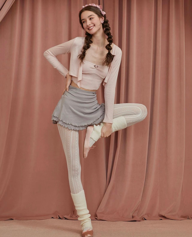 Rũ bỏ sự e dè để hóa thân thành món đồ tuyên ngôn: "Tôi là chính tôi."