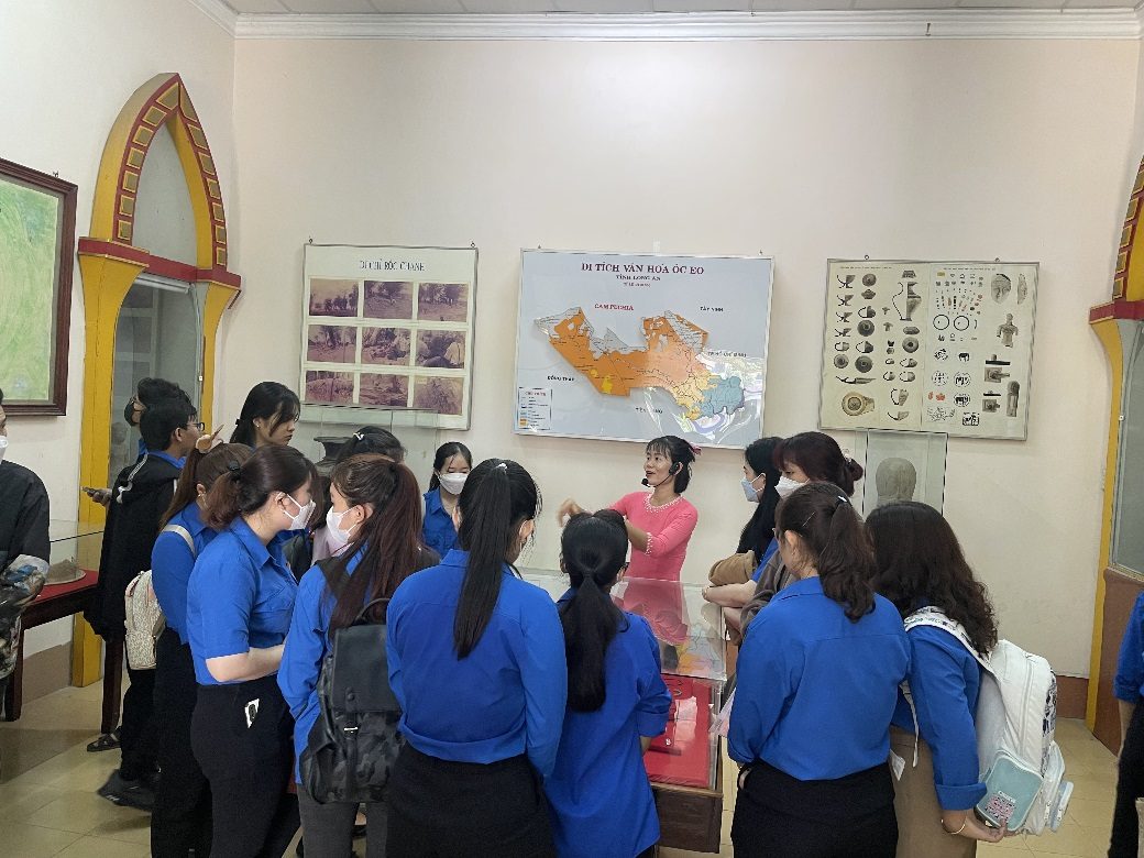 Chương trình góp phần lan tỏa giá trị lịch sử, đồng thời khơi dậy tinh thần tri ân trong thế hệ trẻ hôm nay - Ảnh: Bảo tàng - Thư viện tỉnh Long An