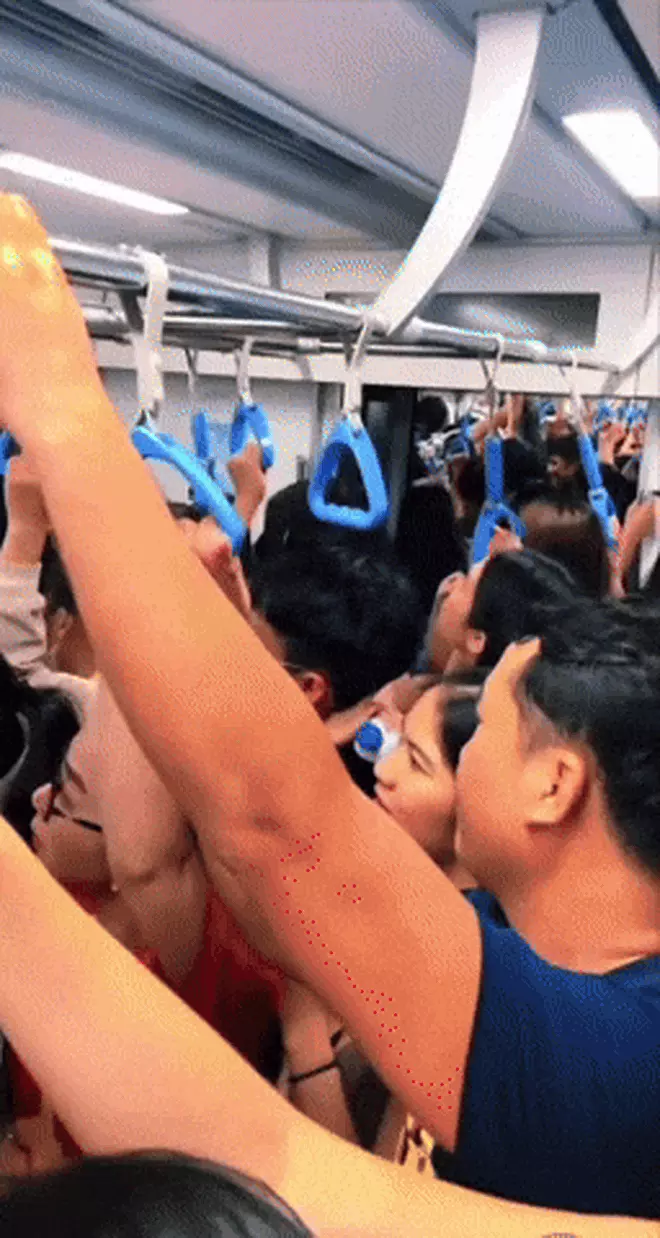 Bến Thành – Nhà Hát Thành Phố trở thành điểm nóng nghẹt thở.