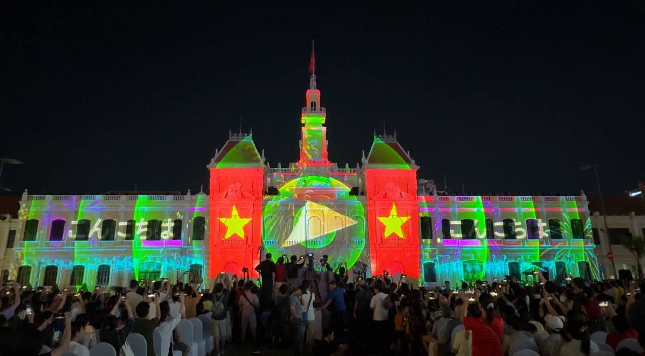 phản chiếu một Việt Nam hiện đại, đổi mới và vươn mình mạnh mẽ.