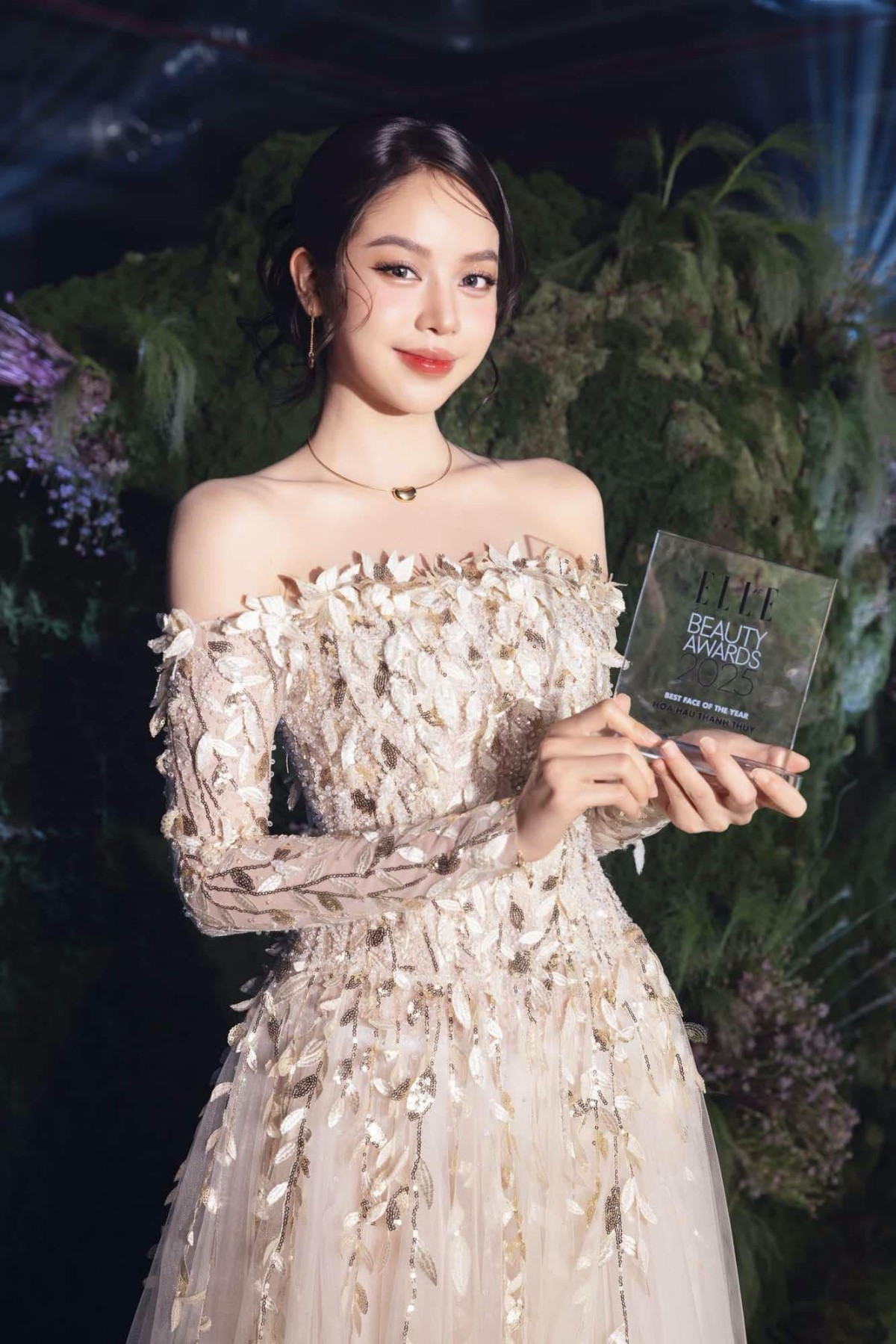 Nét đẹp dung hòa hình thức và nội tâm.