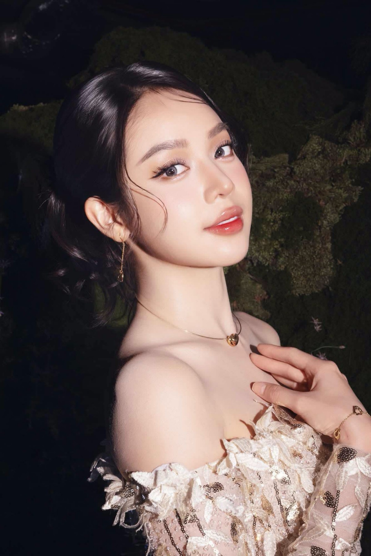 Thanh Thủy tỏa sáng tại ELLE Beauty Awards 2025.