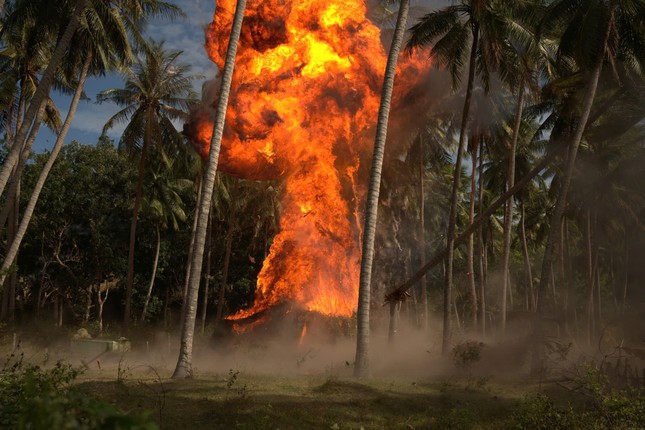 Lật Mặt 8: Vòng Tay Nắng là lần đầu Lý Hải thử sức với đề tài lịch sử.