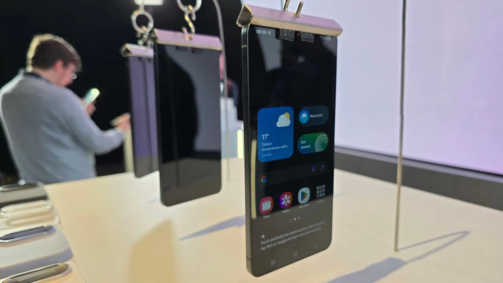 Thế Giới Di Động còn hỗ trợ trả góp 0% lãi suất cùng chương trình thu cũ đổi mới với mức trợ giá lên tới 3 triệu đồng.