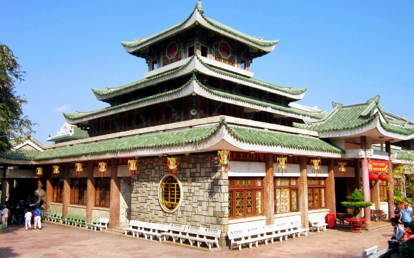  Starbucks sẽ “pha trộn” yếu tố hiện đại trong thiết kế với hình ảnh văn hóa bản địa như thế nào? 