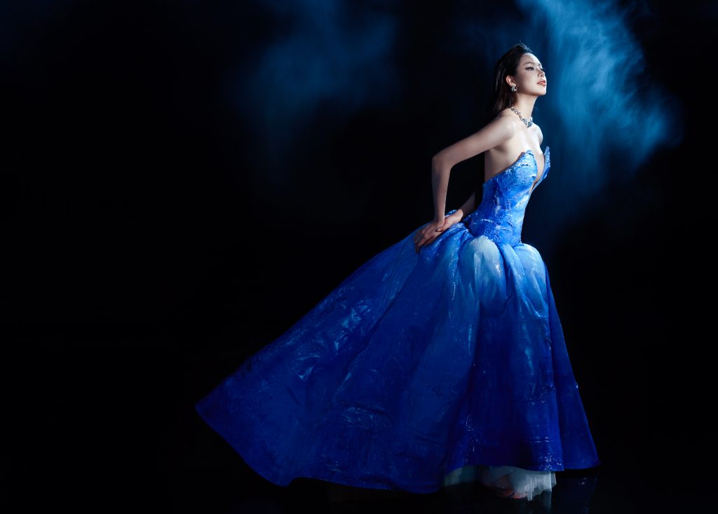 Hiệu ứng hình ảnh vừa thơ mộng vừa vững chãi .