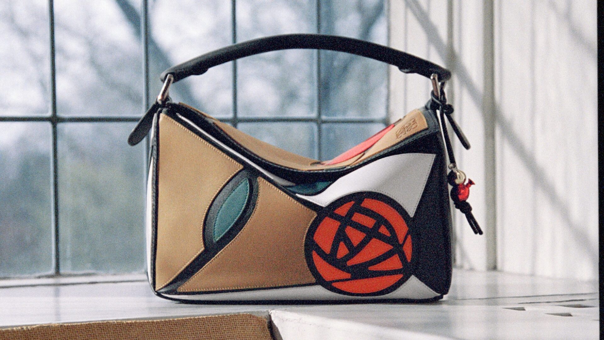 Phản chiếu tinh thần sáng tạo không giới hạn trong dịp đặc biệt kỷ niệm.