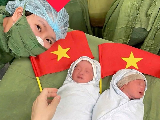 Không gian bệnh viện rợp sắc cờ, lưu dấu ký ức.