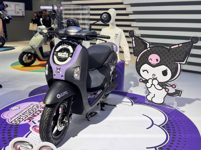  Honda Scoopy Kuromi bản giới hạn xuất hiện tại Việt Nam