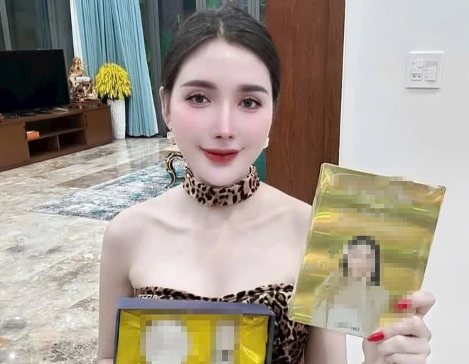 lấy mẫu kiểm nghiệm đối với hai sản phẩm giảm cân do cá nhân có biệt danh "Ngân Collagen" quảng cáo.