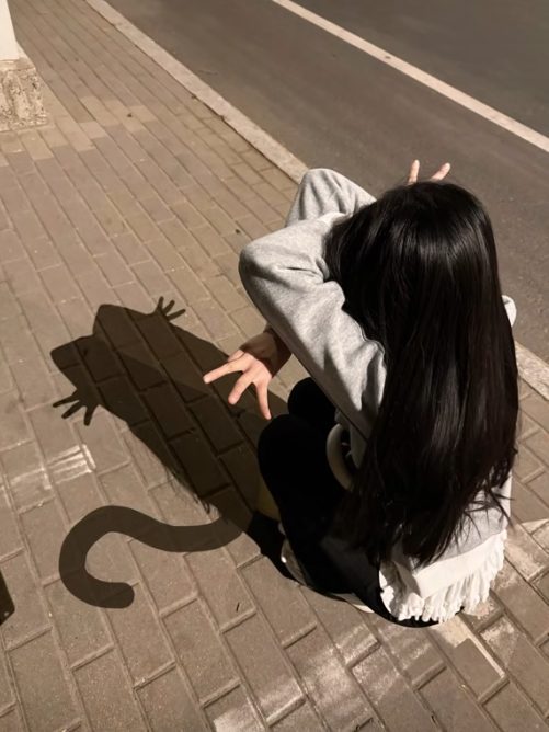  cả cộng đồng mạng nhanh chóng thử sức với xu hướng này.