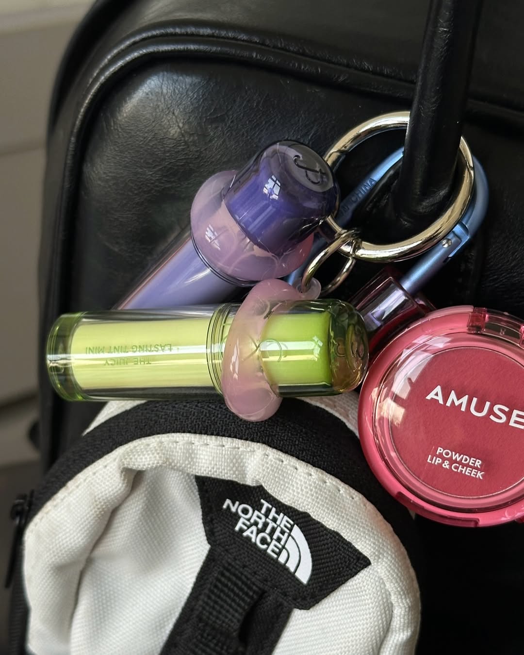 Avocado còn mở ra “lãnh địa” mới cho những ai yêu thích phong cách trang điểm nghệ thuật, phá cách.