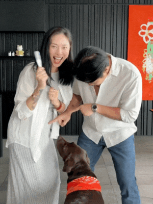 Niềm hạnh phúc không thể kìm nén của cả hai.