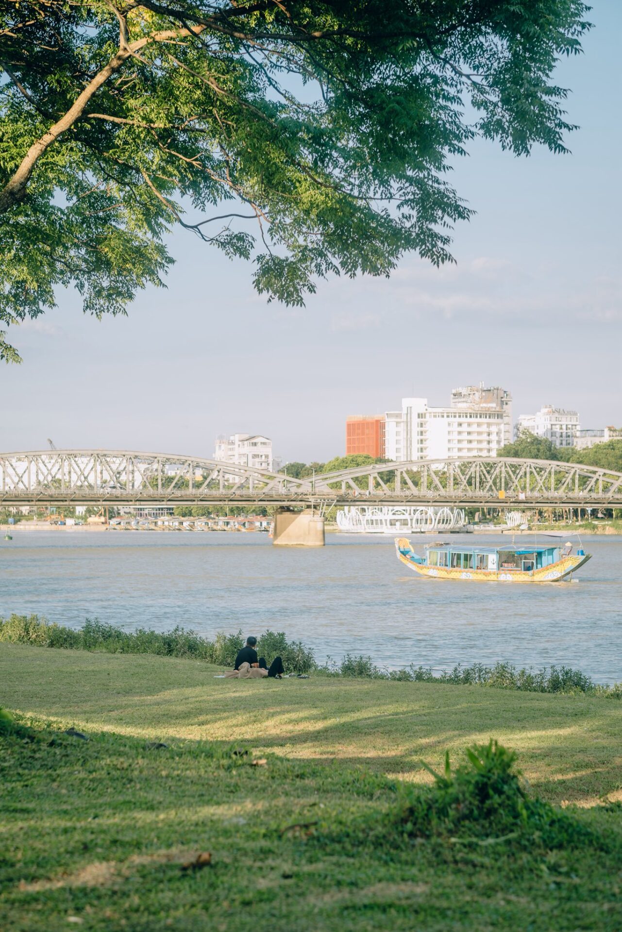 Một góc nhìn cũ, một cảm nhận mới