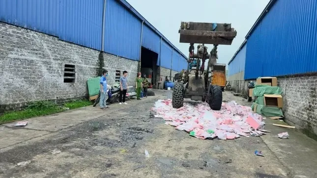  vụ việc như Baby Three trở thành hồi chuông cảnh báo thế hệ tiêu dùng mới.