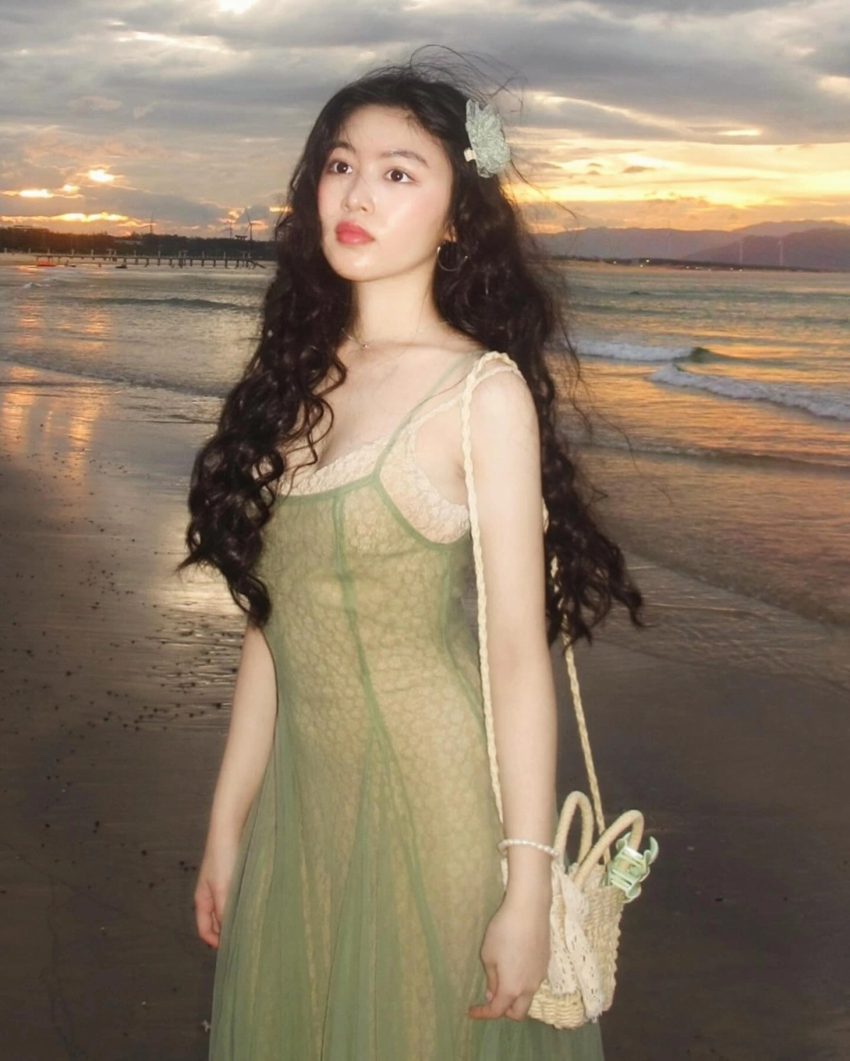  tối ưu cảm giác thoải mái mà vẫn giữ được phom dáng tôn đường cong.