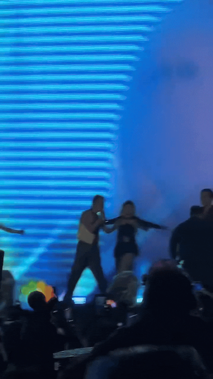 Khoảnh khắc điềm tĩnh, khéo léo "ghi điểm"