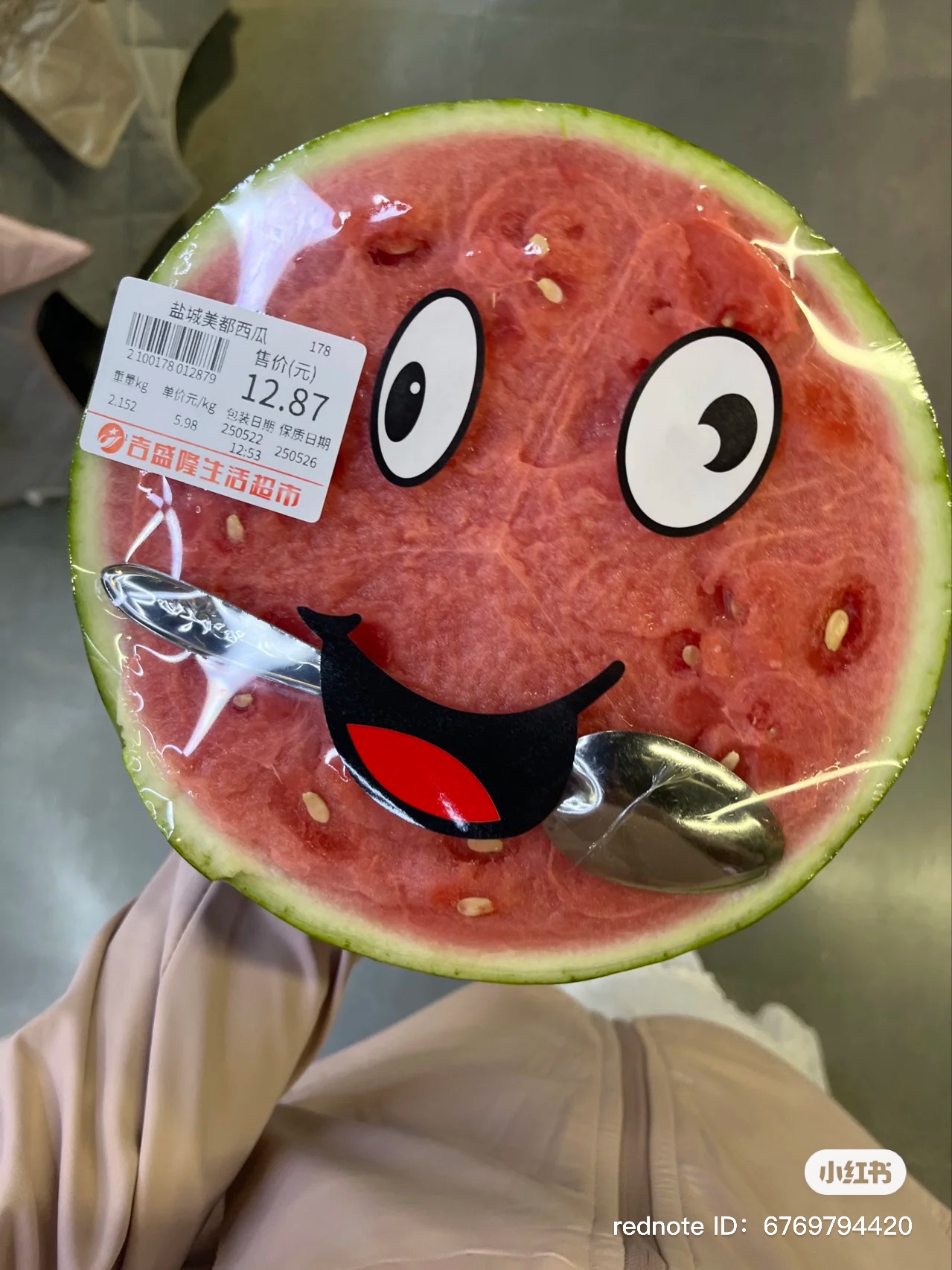 việc được “nếm bằng mắt” trước khi quyết định chính là một điểm cộng rõ rệt.