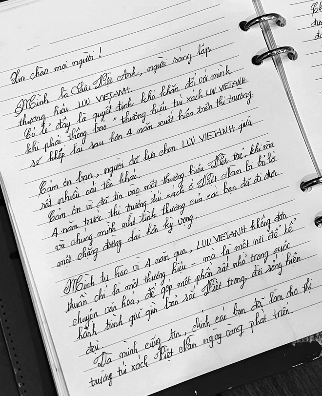 Tạm biệt bằng một bức thư tay viết dở dang