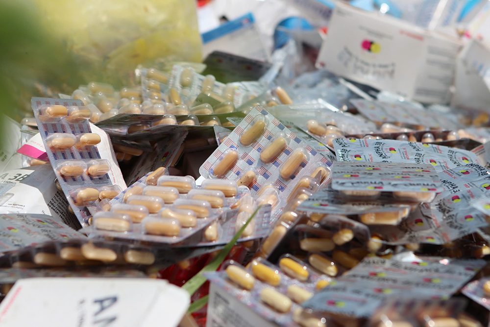 Trên bao bì sản phẩm vẫn còn hạn sử dụng. Ảnh: Phước Sáng