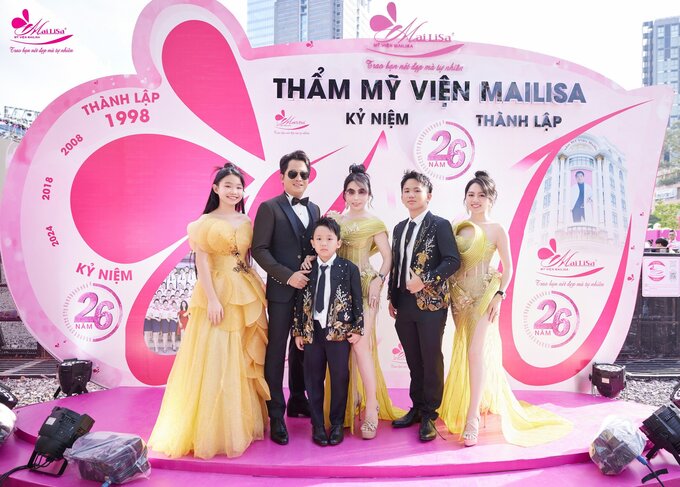 Chi nhánh hoạt động chưa có giấy phép y tế.