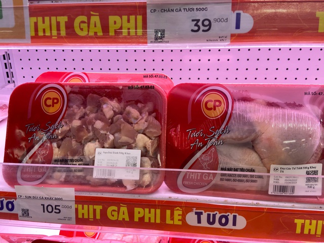  Đây có thể là động thái “giữ chân” người tiêu dùng bằng các sản phẩm ít bị ảnh hưởng từ lùm xùm hiện tại.