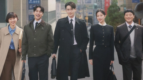 Dàn cast “đẹp như mơ” chính là một trong những điểm cộng khó phủ nhận.