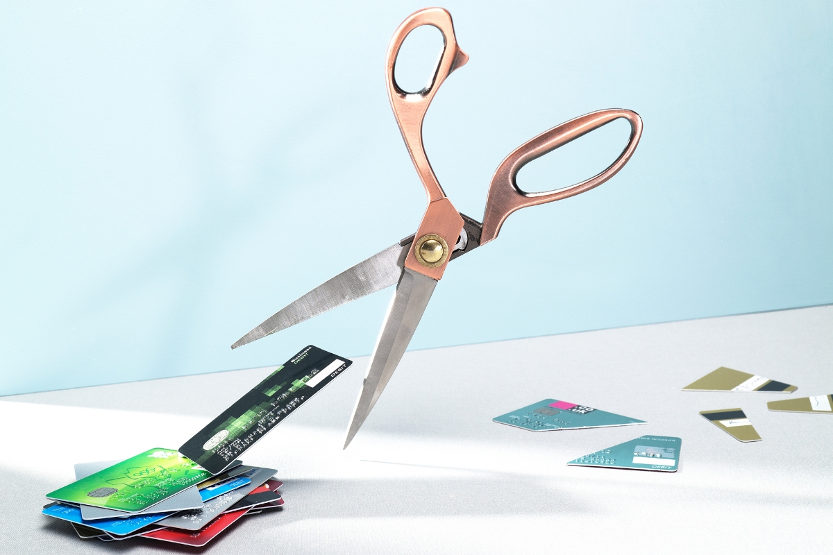 Không tiêu không có nghĩa là “khổ sở nhịn ăn nhịn mặc”. 