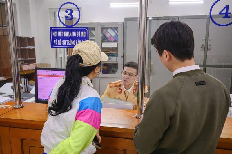  TP.HCM chốt nơi đăng ký, cấp biển số xe sau sáp nhập