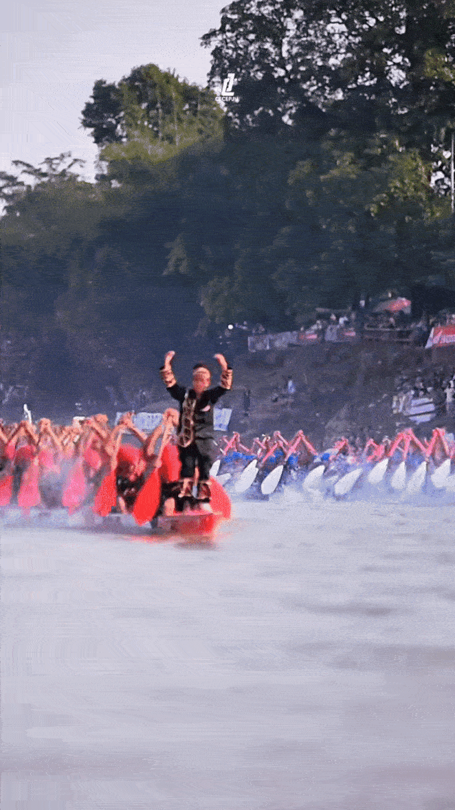 Khơi nguồn cho xu hướng này là Rayyan Arkan Dikha.