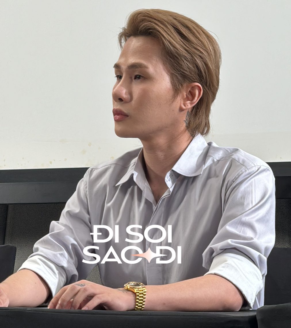  mẫu đồng hồ hiện được giao dịch trên thị trường thứ cấp với giá trên 1,4 tỷ đồng.