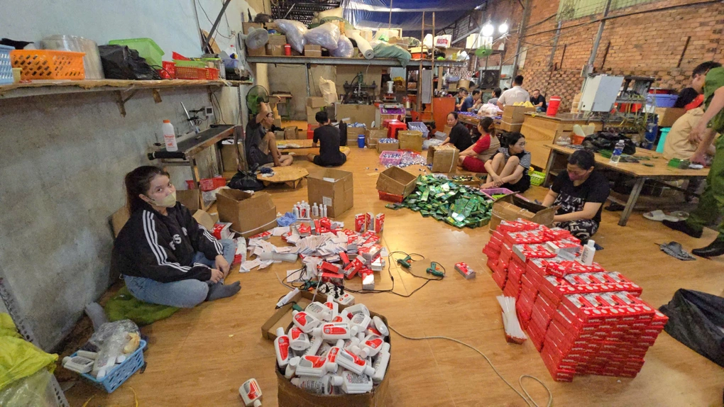  Lộ diện đường dây dầu gió giả giá trị hơn 6 tỷ đồng ở TP.HCM