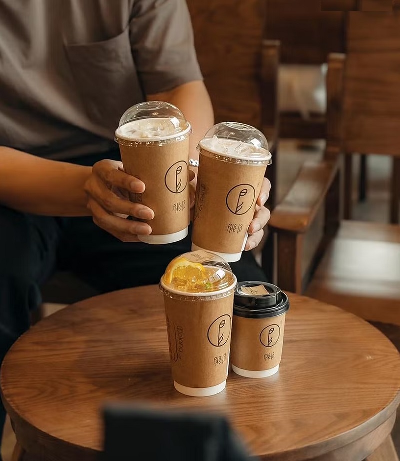 Những món nước này không chỉ là best seller trong nhiều năm mà còn là lý do níu chân khách hàng trung thành của Phê La. 